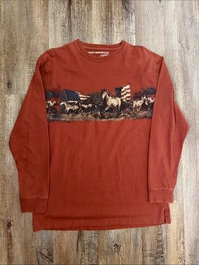 NWOT Bit & Bridle Men's Long-Sleeve Graphic wrap around